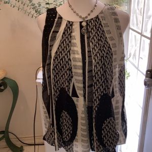 NWT Black and White Striped Patterned w/Silver Seq
